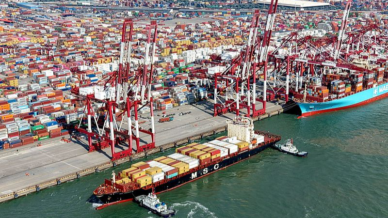 China__Trade_Wars_Hurt_Everyone__Ministry_Says