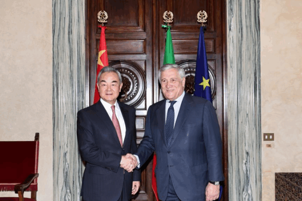 China_and_Italy_Pledge_Closer_Cooperation_in_Rome