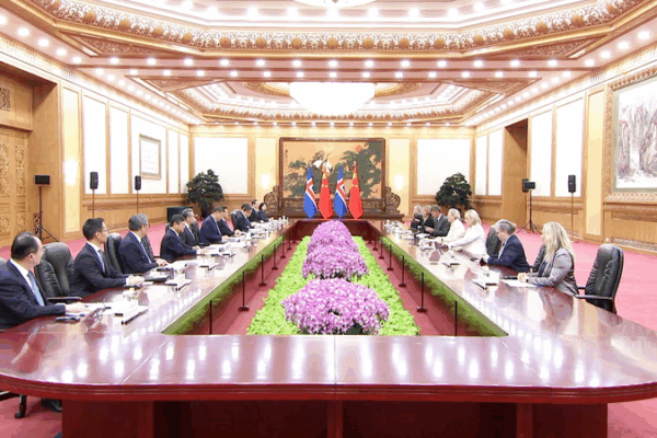 Xi and Iceland’s President Halla Team Up for Stronger Ties and Gender Equality Xi and Iceland’s President Halla Team Up for Stronger Ties and Gender Equality video poster