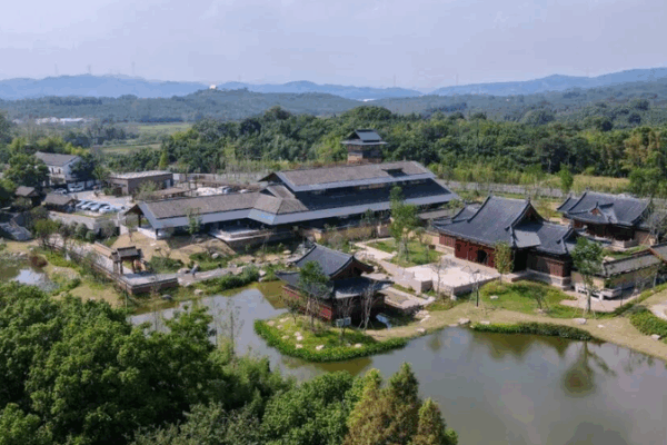 Deqing’s ‘Source Culture’ Strategy Sparks County-Level Tourism Boom Deqing_s__Source_Culture__Strategy_Sparks_County_Level_Tourism_Boom