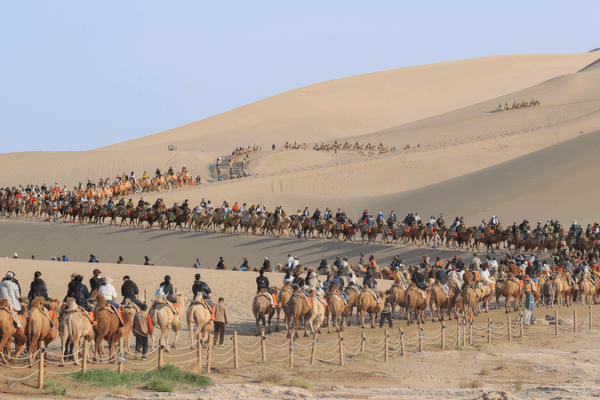 Dunhuang Desert Oasis Sees National Day Tourism Boom Dunhuang_Desert_Oasis_Sees_National_Day_Tourism_Boom