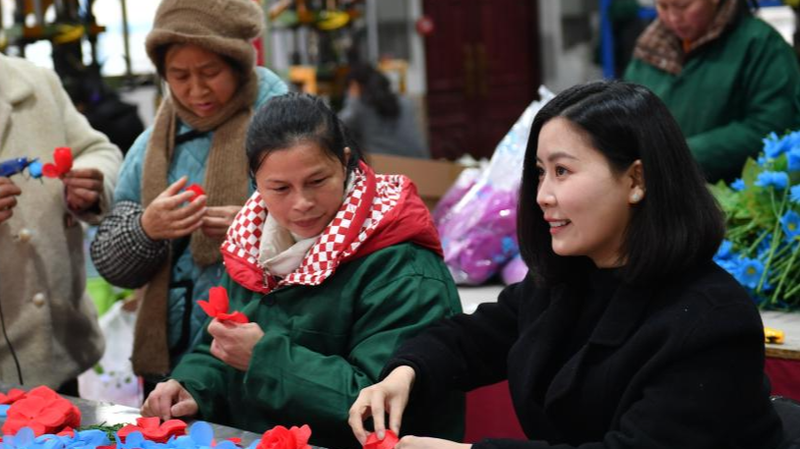 Yang Shuting’s Blossoming Dream: From Nurse to Flower Tech Founder Yang Shuting’s Blossoming Dream: From Nurse to Flower Tech Founder