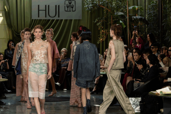 HUI’s “Song of Silver” Shines at Milan Fashion Week HUI’s “Song of Silver” Shines at Milan Fashion Week video poster