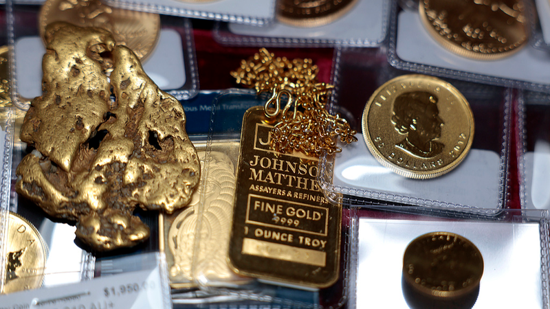 Gold_Soars_Past__4_000_Oz__Smashing_Record_