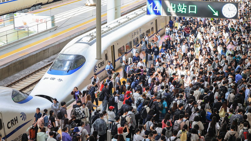 Holiday Boom: Travel & Spending Soar on Golden Week Holiday_Boom__Travel___Spending_Soar_on_Golden_Week