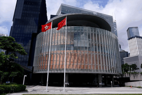 HKSAR’s 7th LegCo Sparks New Legislature-Executive Synergy HKSAR’s 7th LegCo Sparks New Legislature-Executive Synergy