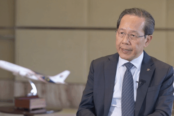 Malaysia Airlines Eyes COMAC Jets for Fleet Upgrade Malaysia_Airlines_Eyes_COMAC_Jets_for_Fleet_Upgrade video poster