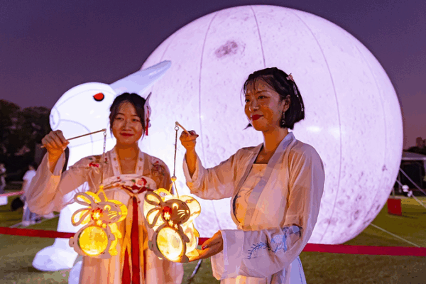 Moonlit Tradition: Mid-Autumn Festival Across Millennia Moonlit_Tradition__Mid_Autumn_Festival_Across_Millennia