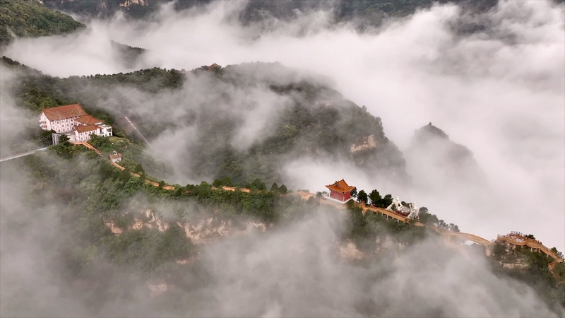 Spectacular Sea of Clouds Blankets Shanxi’s Peaks Spectacular Sea of Clouds Blankets Shanxi’s Peaks video poster