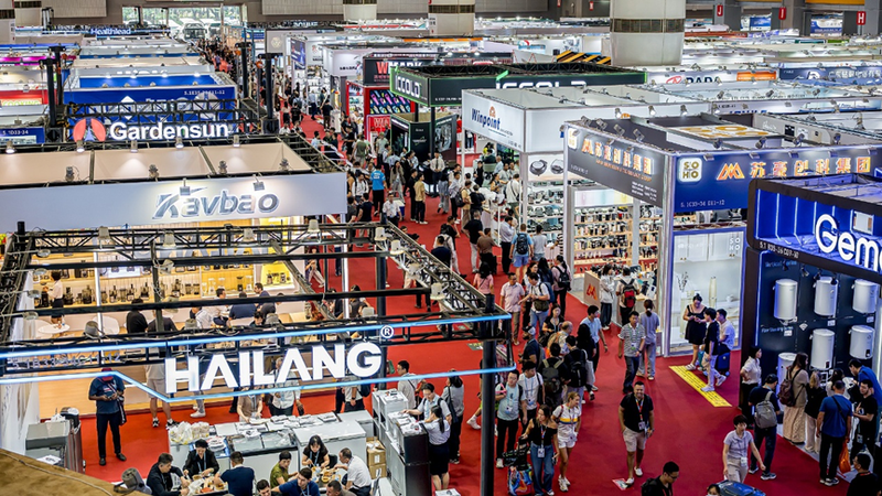 O0O598KLXB3B6GAOG530 - News for amigos, by amigos 138th Canton Fair: China’s Tech Revolution Shines Bright