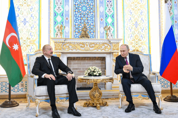 Putin Pledges Compensation After Azerbaijani Jet Crash Putin_Pledges_Compensation_After_Azerbaijani_Jet_Crash