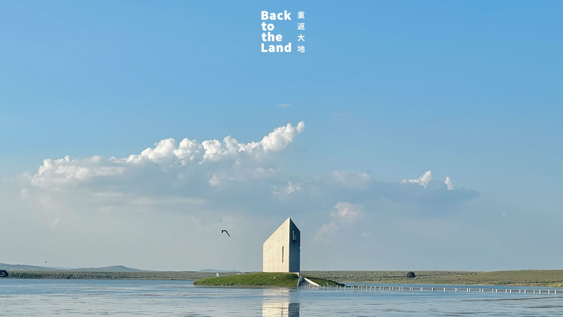 Laoli Lake: The Grassland’s Crystal Mirror Laoli Lake: The Grassland’s Crystal Mirror