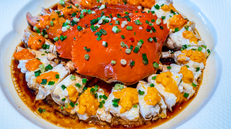 Shanghai_s_Festive_Tables_Overflow_with_Holiday_Treats - News for amigos, by amigos Shanghai_s_Festive_Tables_Overflow_with_Holiday_Treats