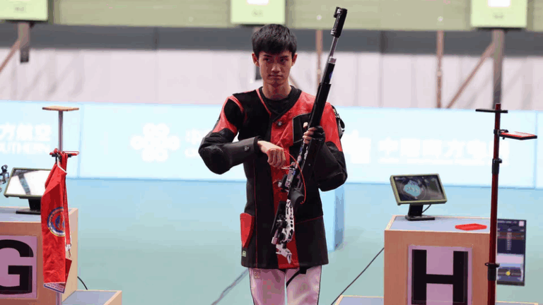 Sheng_Lihao_Tops_10m_Air_Rifle_at_15th_National_Games