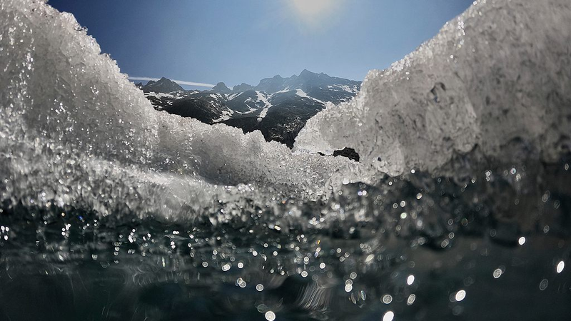 Swiss Glaciers Shrink 3% After Snowless Winter and June Heatwaves Swiss_Glaciers_Shrink_3__After_Snowless_Winter_and_June_Heatwaves
