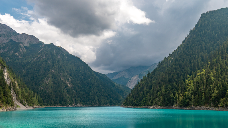 T4LZIZTDT1A4S9HT20RX - News for amigos, by amigos Long Lake: Jiuzhaigou’s Mystical 'Blue Elongated Mirror' video poster