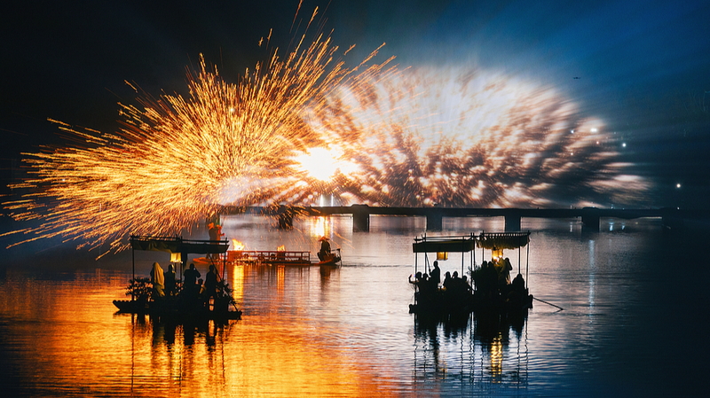 Tech_Powers_Immersive_Experiences_During_China_s_National_Day_Holiday - News for amigos, by amigos Tech_Powers_Immersive_Experiences_During_China_s_National_Day_Holiday