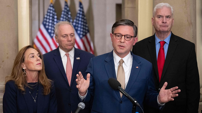 Trump_Threatens_Mass_Layoffs_as_Shutdown_Enters_Day_Two - News for amigos, by amigos Trump_Threatens_Mass_Layoffs_as_Shutdown_Enters_Day_Two