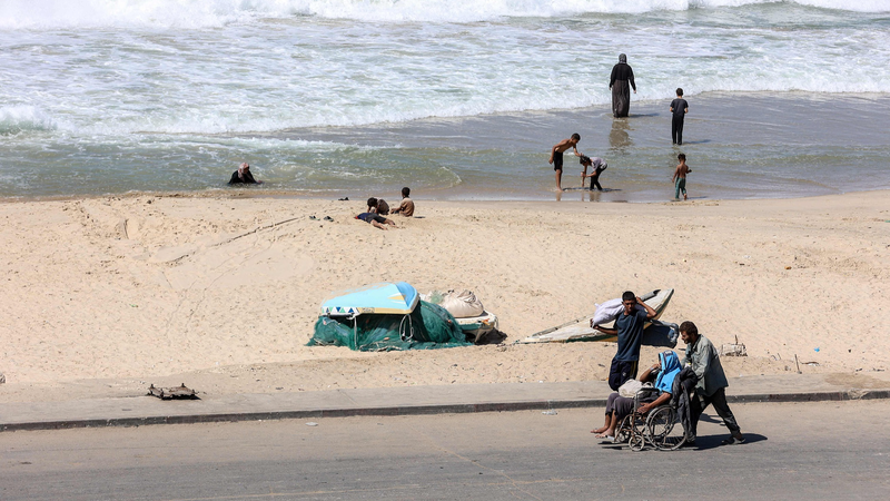 Trump_Urges_Israel_to_Halt_Gaza_Strikes_After_Hamas_Moves_on_Hostages - News for amigos, by amigos Trump_Urges_Israel_to_Halt_Gaza_Strikes_After_Hamas_Moves_on_Hostages