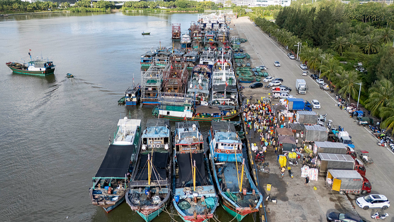 Typhoon_Matmo_Triggers_Level_IV_Alert_in_Hainan_and_Guangdong - News for amigos, by amigos Typhoon_Matmo_Triggers_Level_IV_Alert_in_Hainan_and_Guangdong