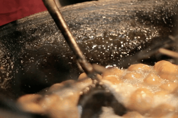 How Fuzhou Flavors Shaped Taiwan’s Street Food How Fuzhou Flavors Shaped Taiwan’s Street Food video poster