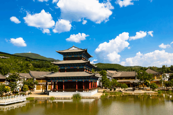 Discover Jianchuan’s Wood Carving Art Town in Yunnan 🌳✨ Discover Jianchuan’s Wood Carving Art Town in Yunnan 🌳✨ video poster