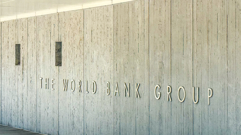 World_Bank_Forecasts_4_8__GDP_Growth_for_the_Chinese_Mainland_in_2025_Amid_Regional_Slowdown - News for amigos, by amigos World_Bank_Forecasts_4_8__GDP_Growth_for_the_Chinese_Mainland_in_2025_Amid_Regional_Slowdown