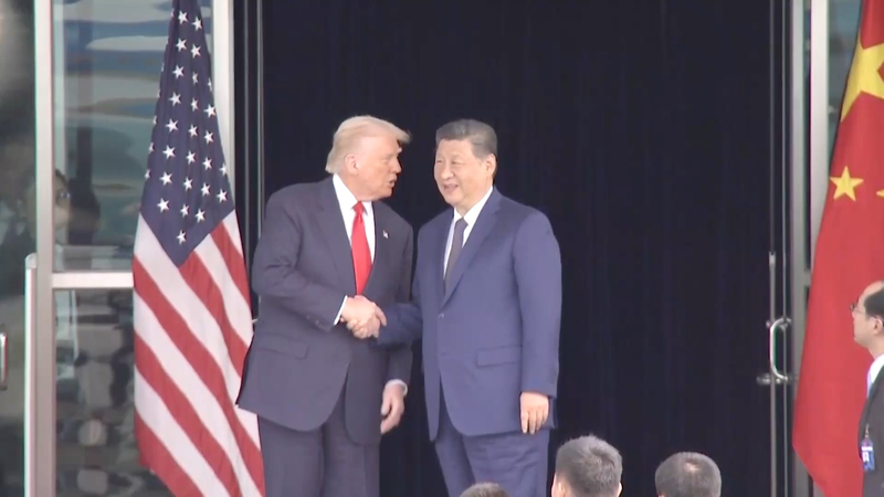 Xi_Jinping_and_Trump_Share_Handshake__Wave_Goodbye_in_Busan_poster - News for amigos, by amigos Xi_Jinping_and_Trump_Share_Handshake__Wave_Goodbye_in_Busan video poster