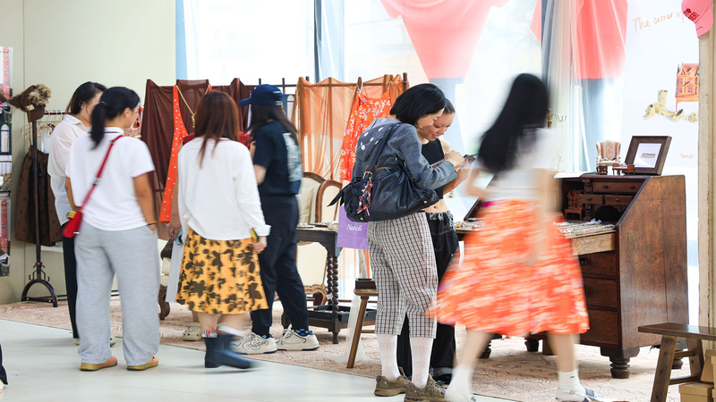 Young_Designers_Shine_at_Shanghai_Fashion_Weekend_with_SS26_Creations_poster - News for amigos, by amigos Young_Designers_Shine_at_Shanghai_Fashion_Weekend_with_SS26_Creations video poster