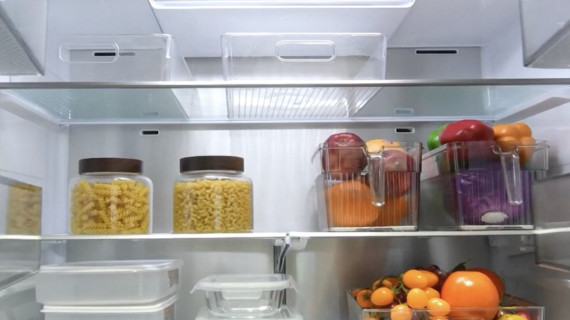 AI_Fridge_Steals_the_Show_at_Shanghai_Import_Expo_poster - News for amigos, by amigos AI_Fridge_Steals_the_Show_at_Shanghai_Import_Expo video poster