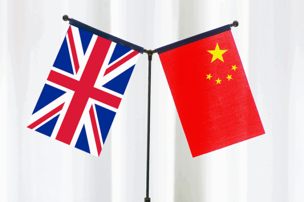 Chinese mainland’s FM Wang Yi holds phone call with UK’s Yvette Cooper