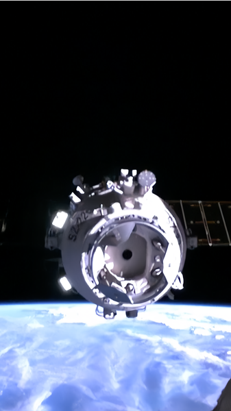 China’s Shenzhou-22 Completes Fast Docking with Tiangong 🚀 video poster