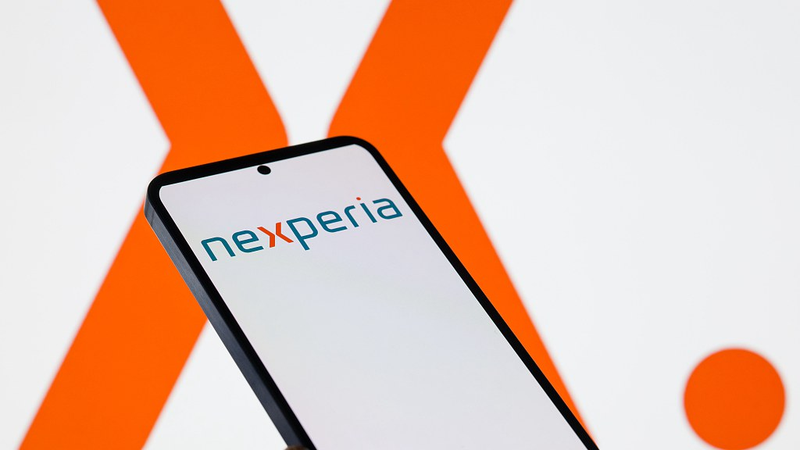 China_Mulls_Export_Exemptions_for_Nexperia_Chips_to_Ease_Carmaker_Crunch