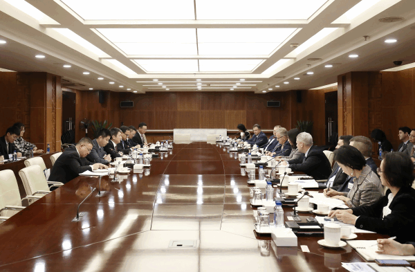 China_Urges_U_S__to_Foster_Favorable_Environment_for_Agri_Cooperation