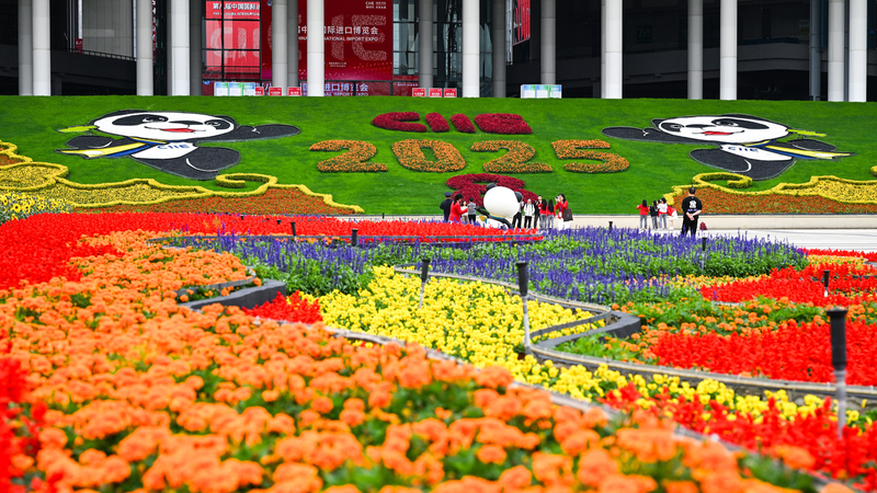 China_bucks_global_downturn_in_openness__New_report_reveals_rising_engagement - News for amigos, by amigos China_bucks_global_downturn_in_openness__New_report_reveals_rising_engagement