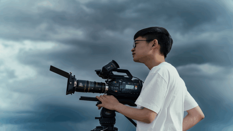 China_s_Young_Storm_Chasers__Inside__Soul_of_Storm_2__Cruise_ video poster