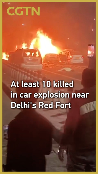 Deadly_Car_Explosion_Rocks_New_Delhi_s_Red_Fort_Vicinity video poster