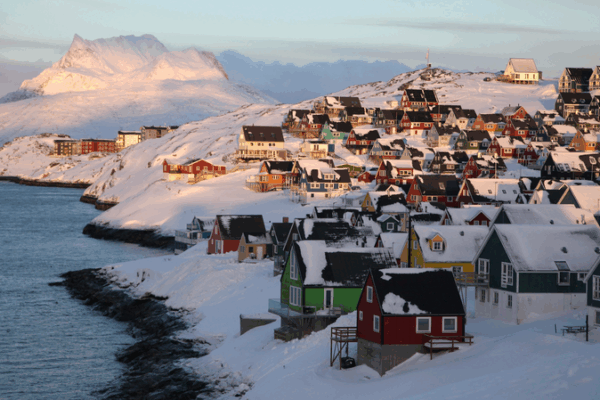 Greenland_Shrinks_and_Drifts_Northwest_Amid_Global_Warming