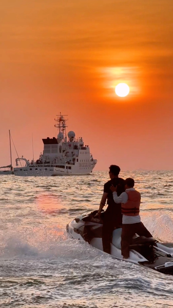Sanya’s Golden Horizon: Stunning Sunsets and Free Trade Port Progress video poster