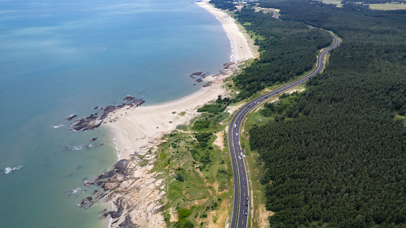 Hit_Hainan_s_988km_Coastal_Road_Trip__Ocean_Views__Culture___Adventure