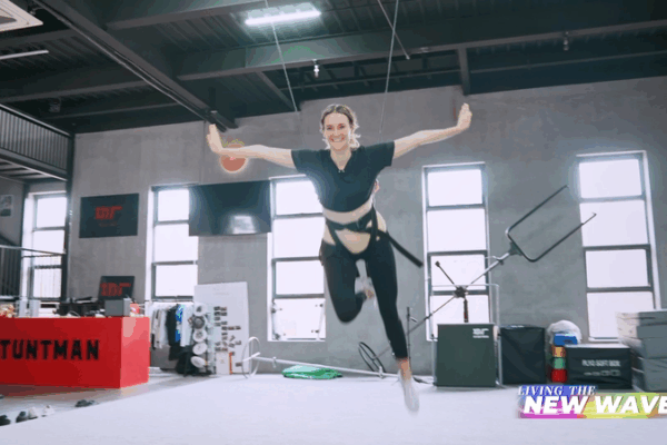 Inside__Living_the_New_Wave___Foreign_Stars_Shine_on_Chinese_Mainland_Screens video poster