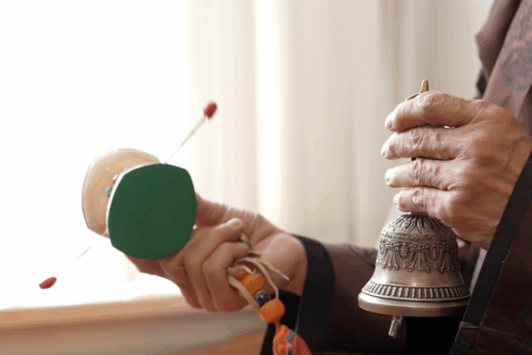 Living_Buddha_Tulku_Koondhor_Reflects_on_Xizang_s_Transformation video poster