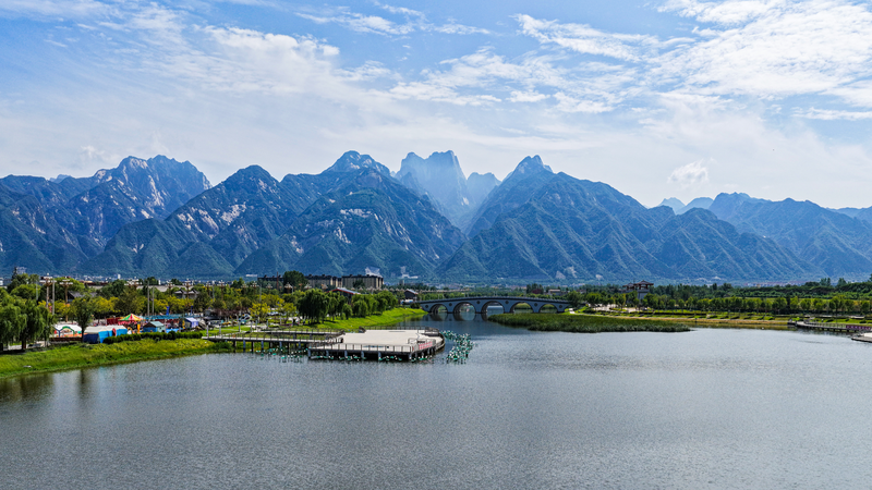Mount_Huashan_Live__Breathtaking_Peaks_Await_ video poster
