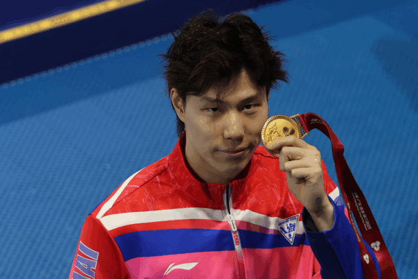 Qin_Haiyang_and_Xu_Jiayu_Shine_at_15th_National_Games_in_Shenzhen