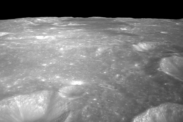 Rust_on_the_Moon__Chang_e_6_Finds_Hematite_in_Lunar_Soil