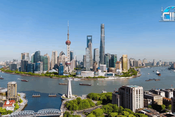 Shanghai_s_Lujiazui__Finance_Flows_Along_the_Huangpu_River video poster