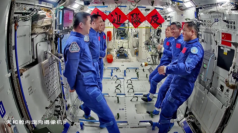 Shenzhou_20_Return_Mission_Progressing_Smoothly