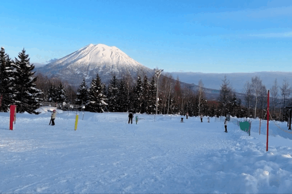 Cancellations from the Chinese mainland hit Japan’s tourism sector video poster
