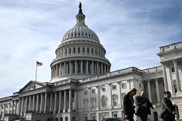 US_Government_Shutdown_Poised_to_Break_Record_After_Senate_Stalls