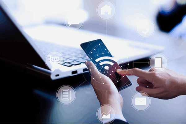 Xi_Jinping_Urges_Stronger_Long_Term_Cyberspace_Governance